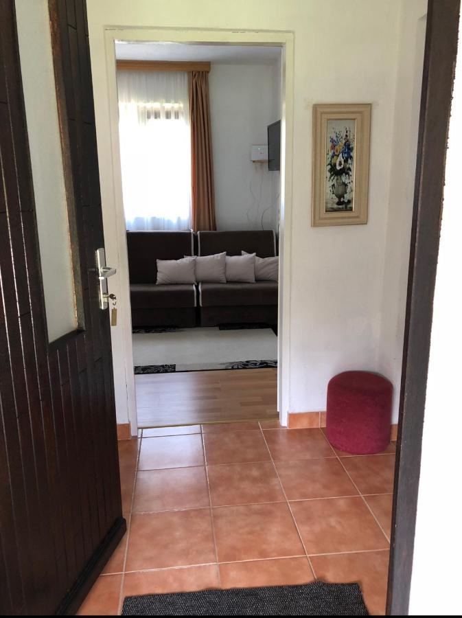 Apartman Jezerce 71 Apartment Luaran gambar