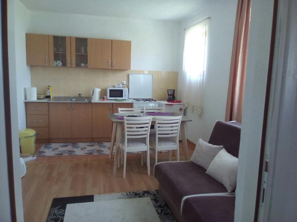 Apartman Jezerce 71 Apartment Luaran gambar