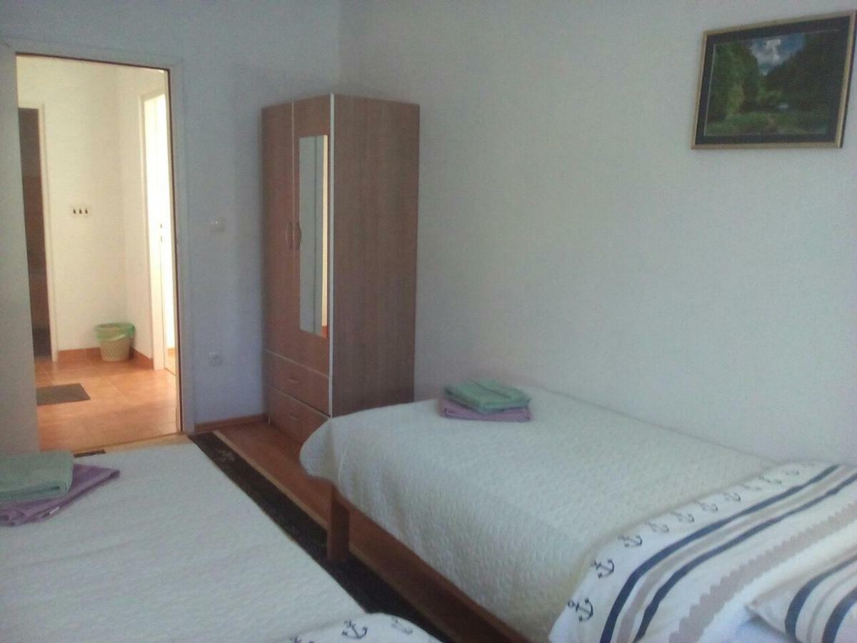 Apartman Jezerce 71 Apartment Luaran gambar